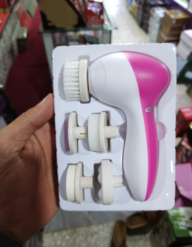 فیس براش