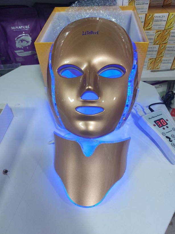 ماسک LED