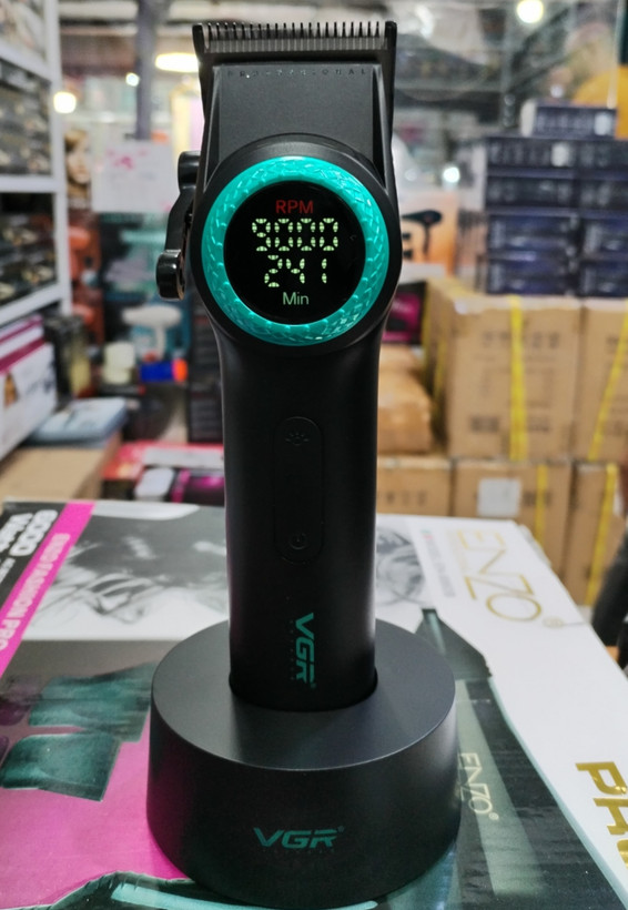 ماشین اصلاح وی جی آر 001